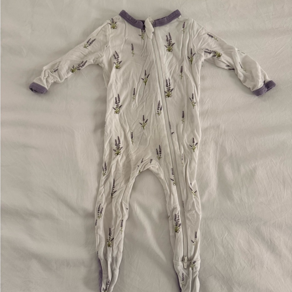 Kyte Baby Lavender Print One-Piece Zipper Footed Sleeper